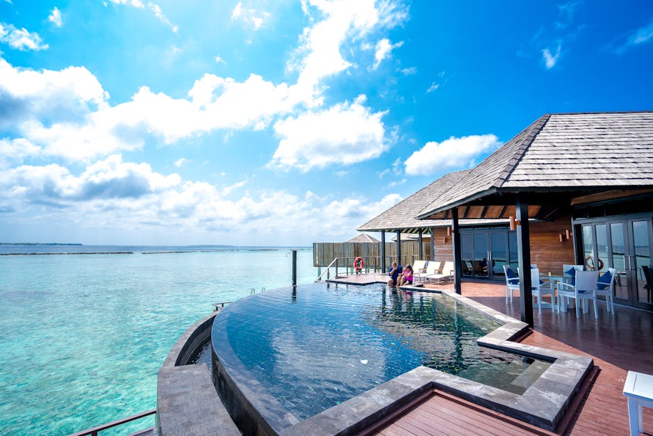 Dubai Skyscraper Villas With Sky Deck Pools