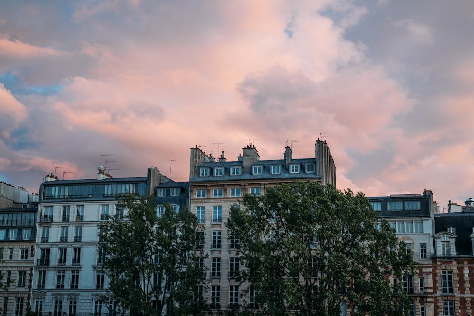 Paris Sky Hotels With Rooftop Fire Benches